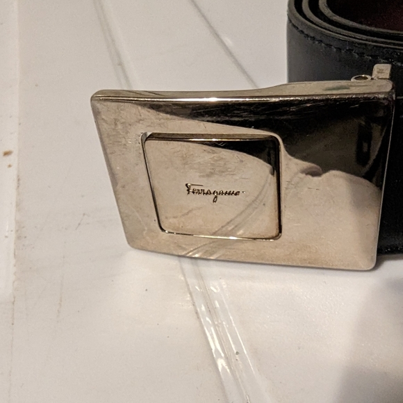 Ferragamo leather belt - Picture 1 of 4